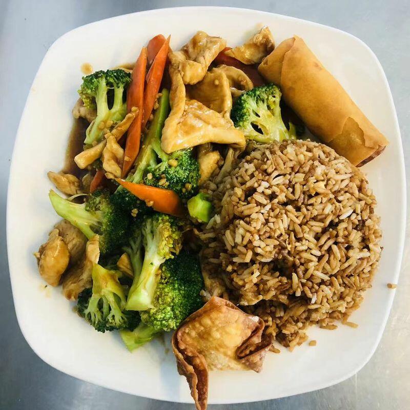 L-  Chicken with Broccoli